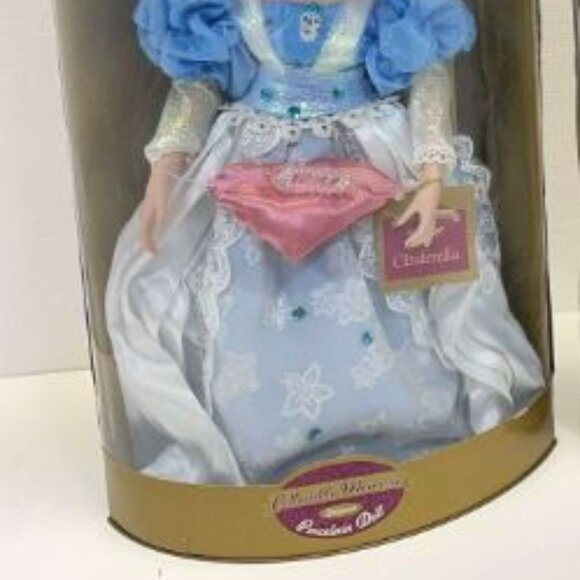 Vintage 90's Collectible Memories Porcelain Cinderella Doll by Linda Mason - Picture 4 of 7